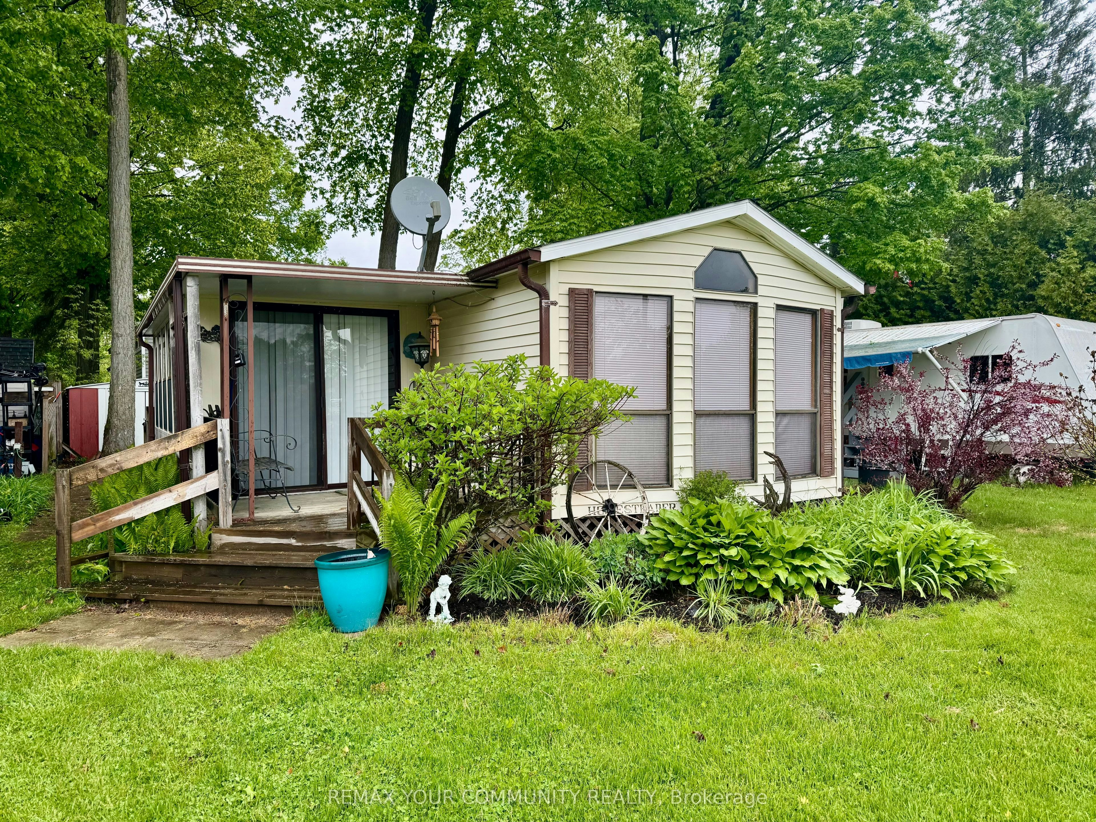 42-285 Crydermans 42 Side Road, East Gwillimbury, ON, L0E 1A0