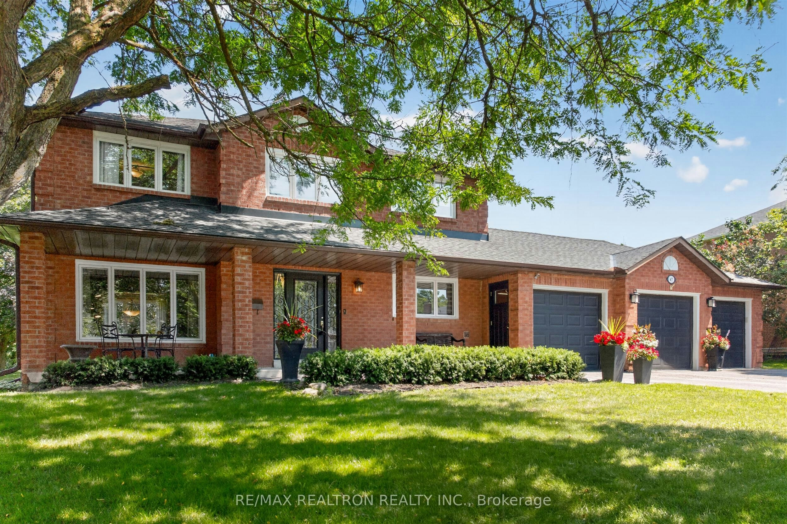 47 Maple Way, East Gwillimbury, ON, L0G 1V0
