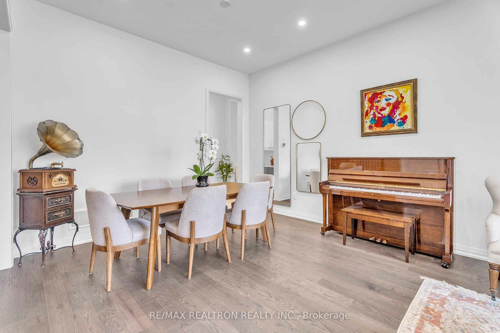 32 Bellflower Crescent, Adjala-Tosorontio, ON, L0G 1W0 - 8