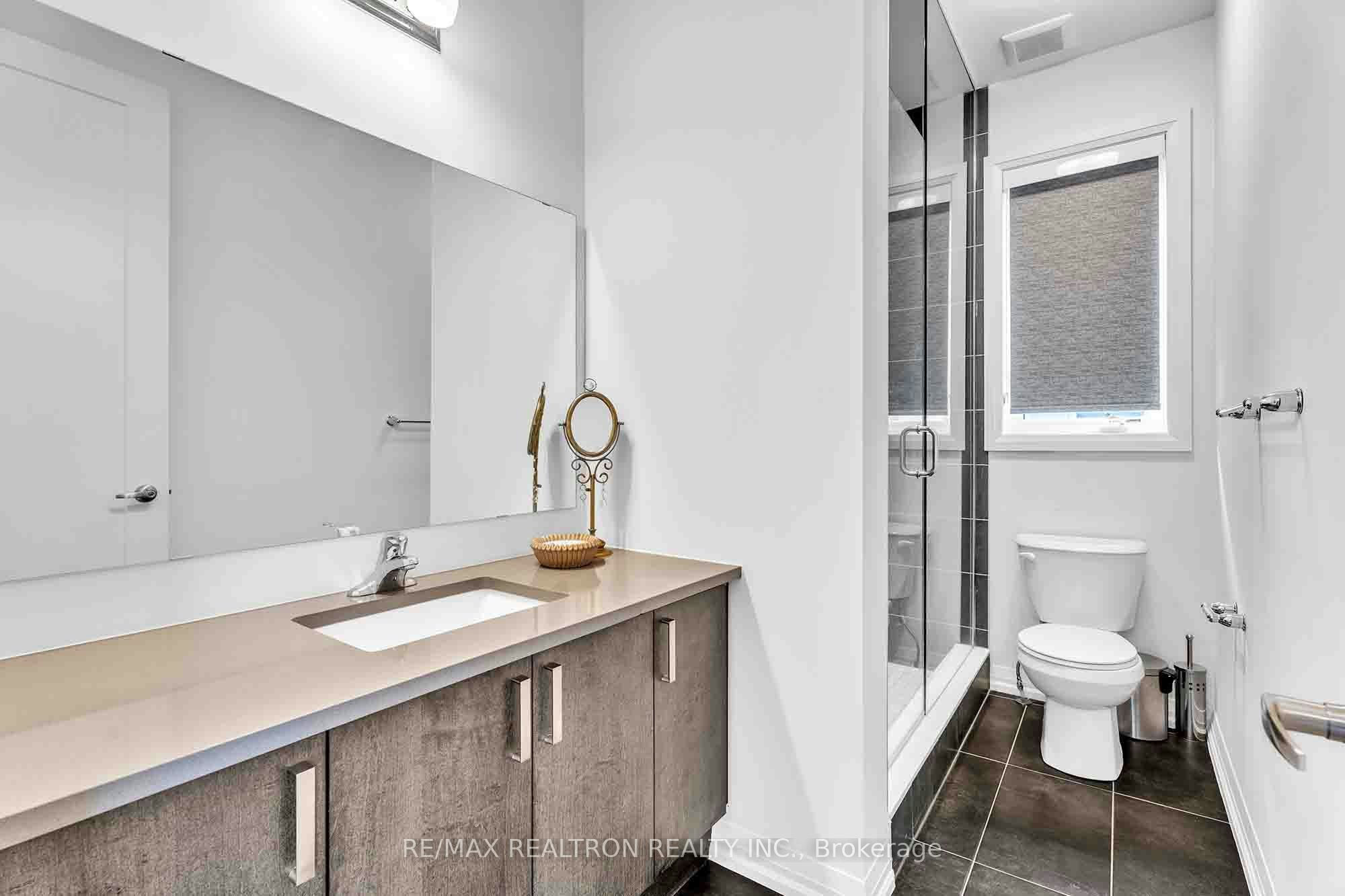 32 Bellflower Crescent, Adjala-Tosorontio, ON, L0G 1W0 - 35