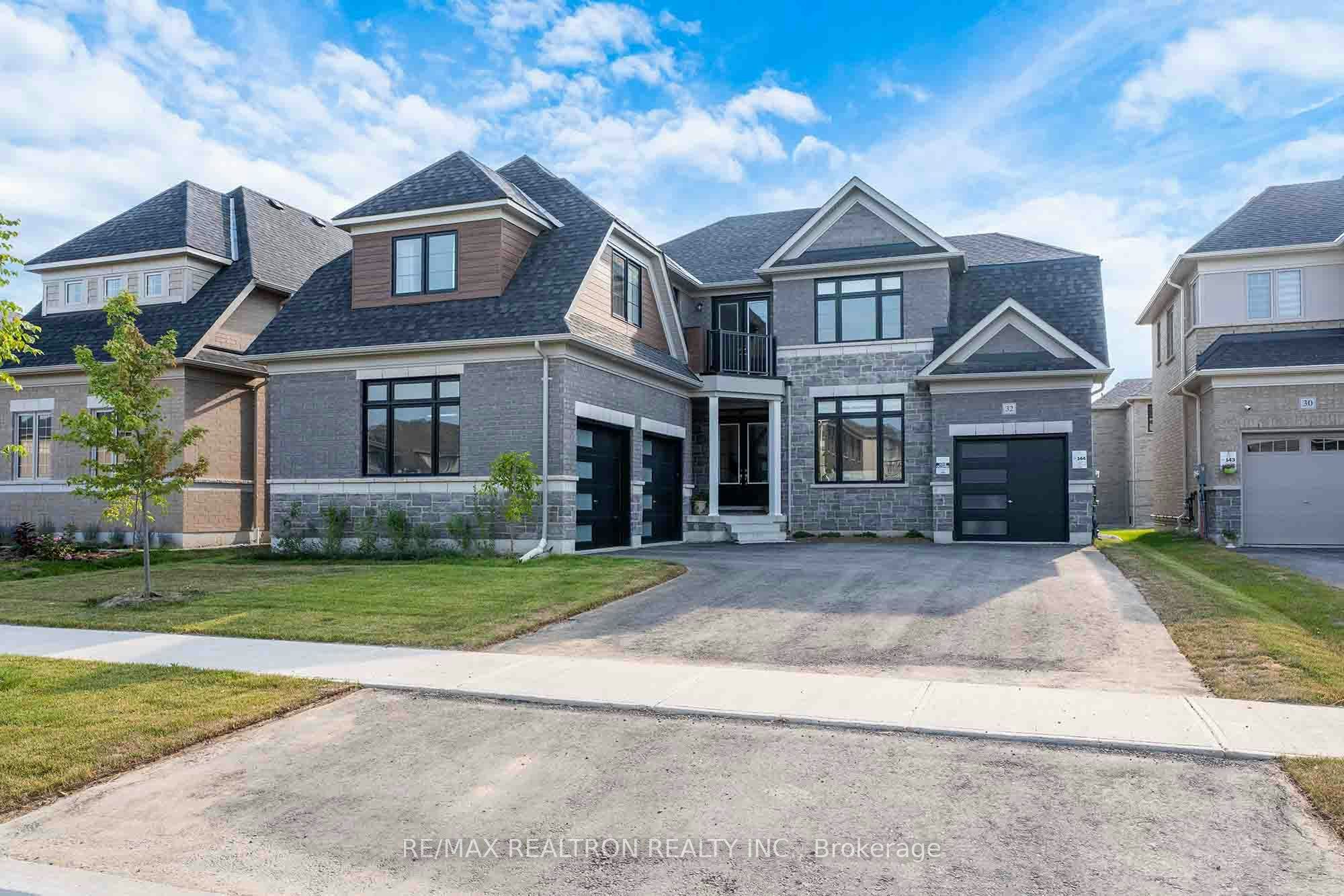 32 Bellflower Crescent, Adjala-Tosorontio, ON, L0G 1W0