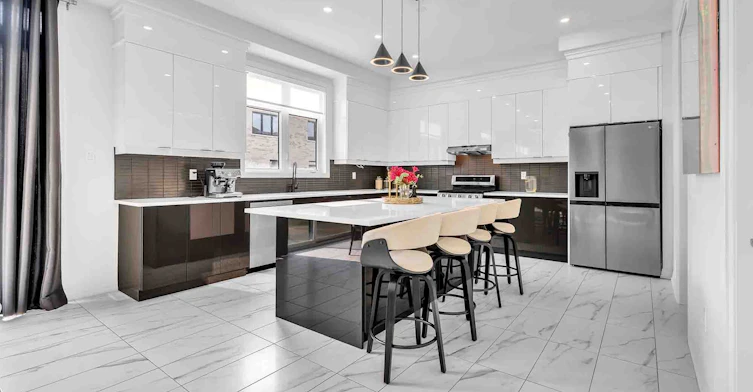 32 Bellflower Crescent, Adjala-Tosorontio, ON, L0G 1W0 - 11