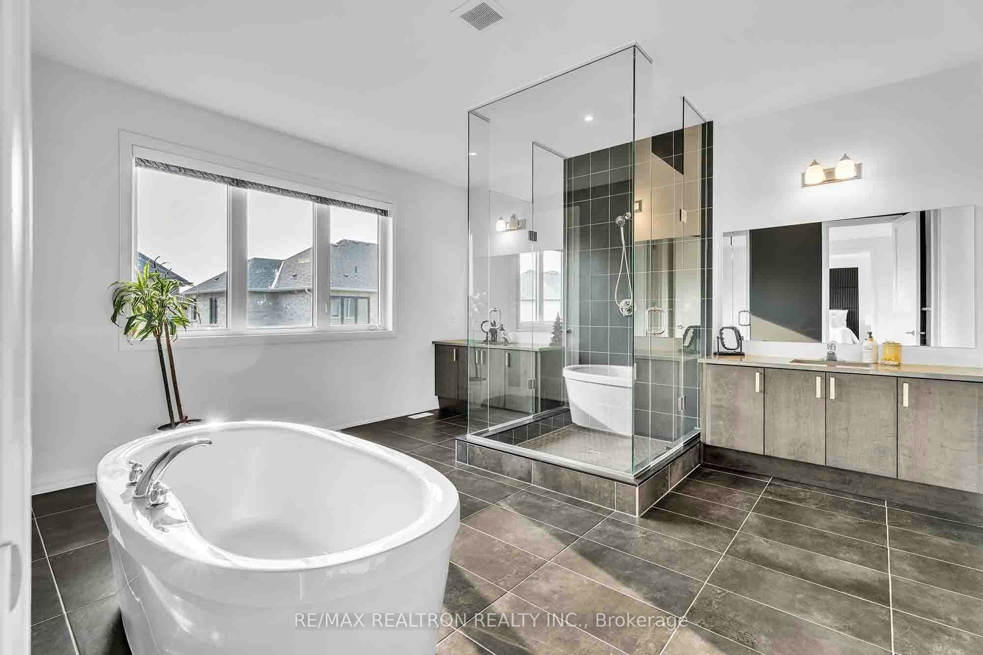 32 Bellflower Crescent, Adjala-Tosorontio, ON, L0G 1W0 - 30