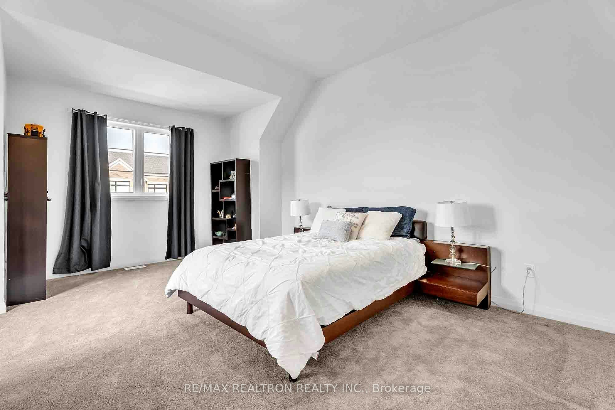 32 Bellflower Crescent, Adjala-Tosorontio, ON, L0G 1W0 - 39