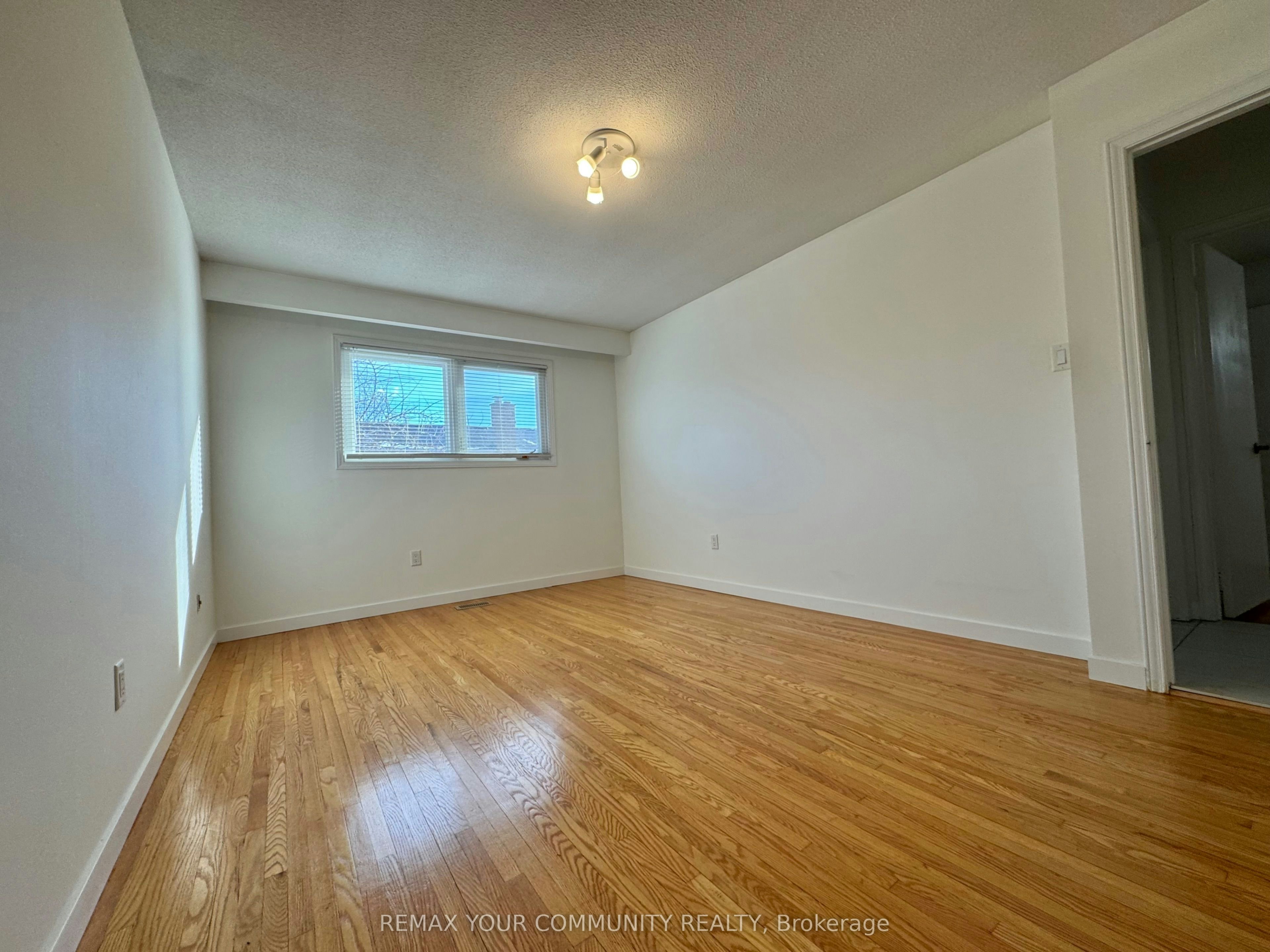 165 Aberdeen Avenue, Vaughan, ON, L4L 1C3 - 13