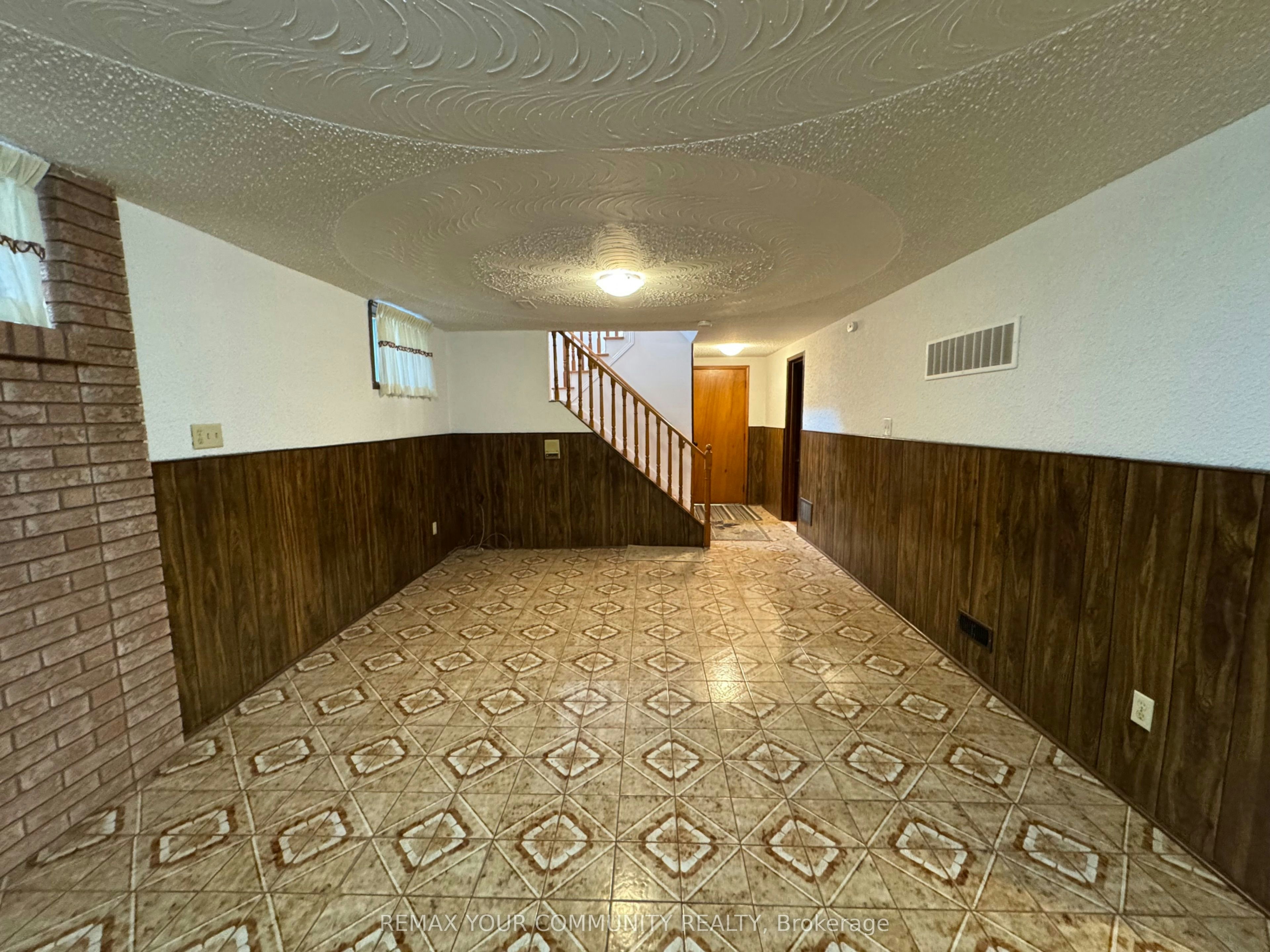 165 Aberdeen Avenue, Vaughan, ON, L4L 1C3 - 31