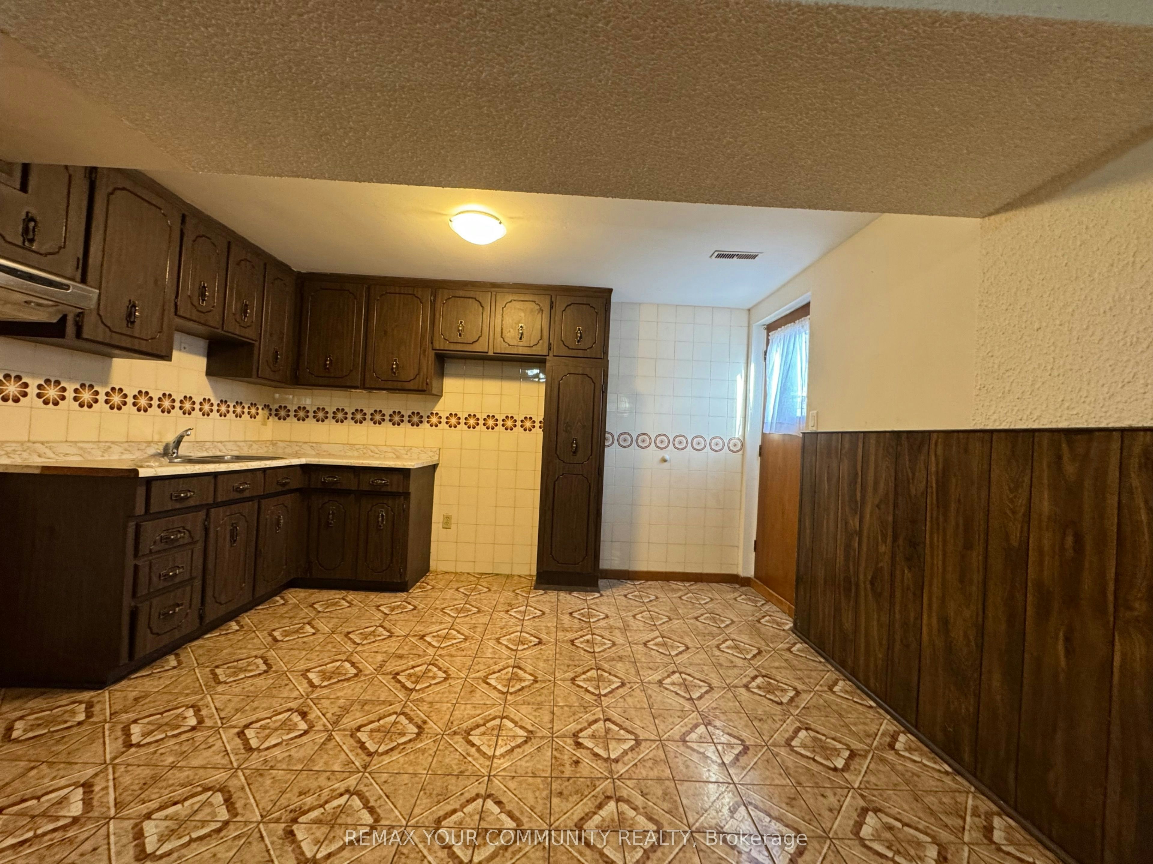 165 Aberdeen Avenue, Vaughan, ON, L4L 1C3 - 28