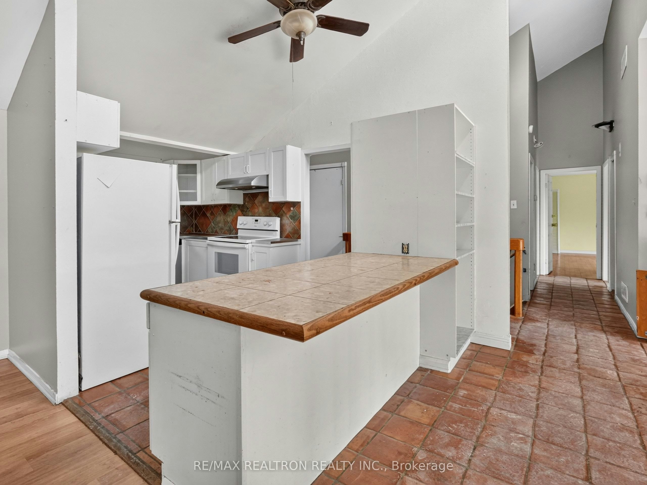 110 Glenwoods Avenue, Georgina, ON, L4P 3E9 - 11