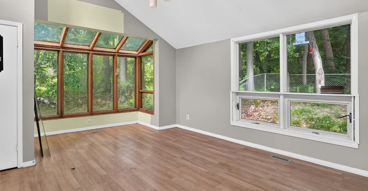 110 Glenwoods Avenue, Georgina, ON, L4P 3E9 - 13