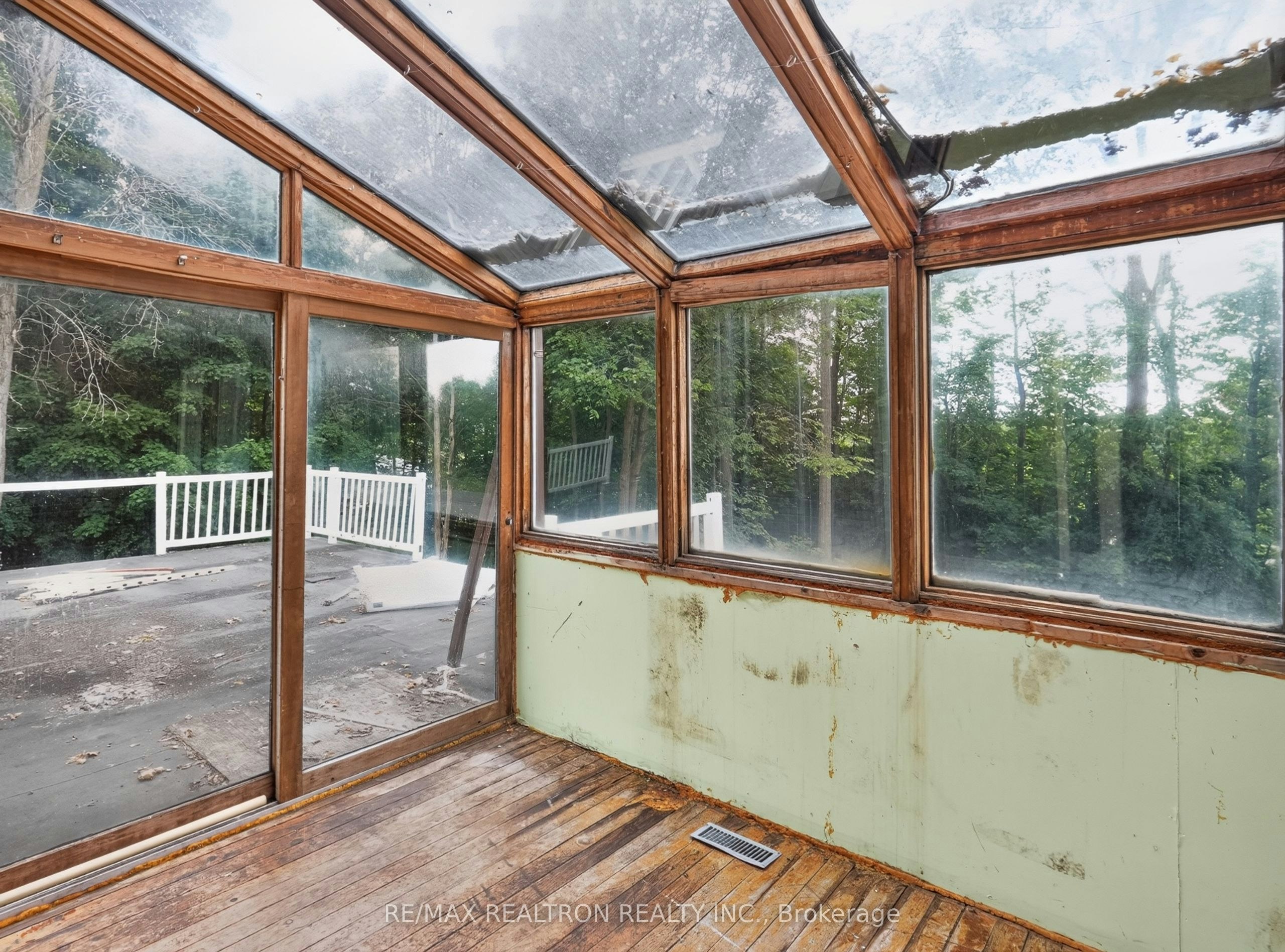 110 Glenwoods Avenue, Georgina, ON, L4P 3E9 - 23
