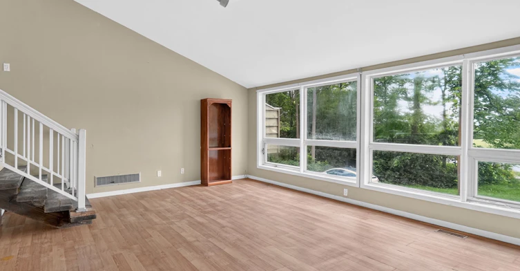 110 Glenwoods Avenue, Georgina, ON, L4P 3E9 - 12