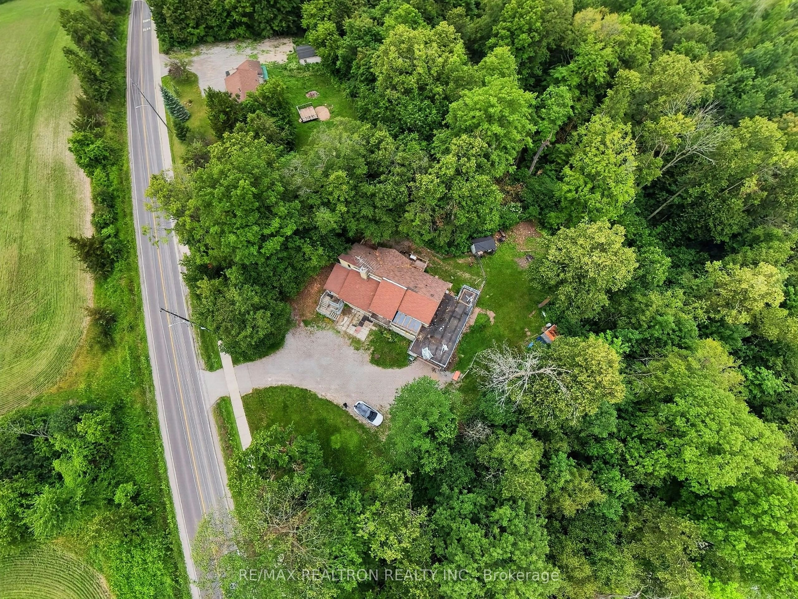 110 Glenwoods Avenue, Georgina, ON, L4P 3E9