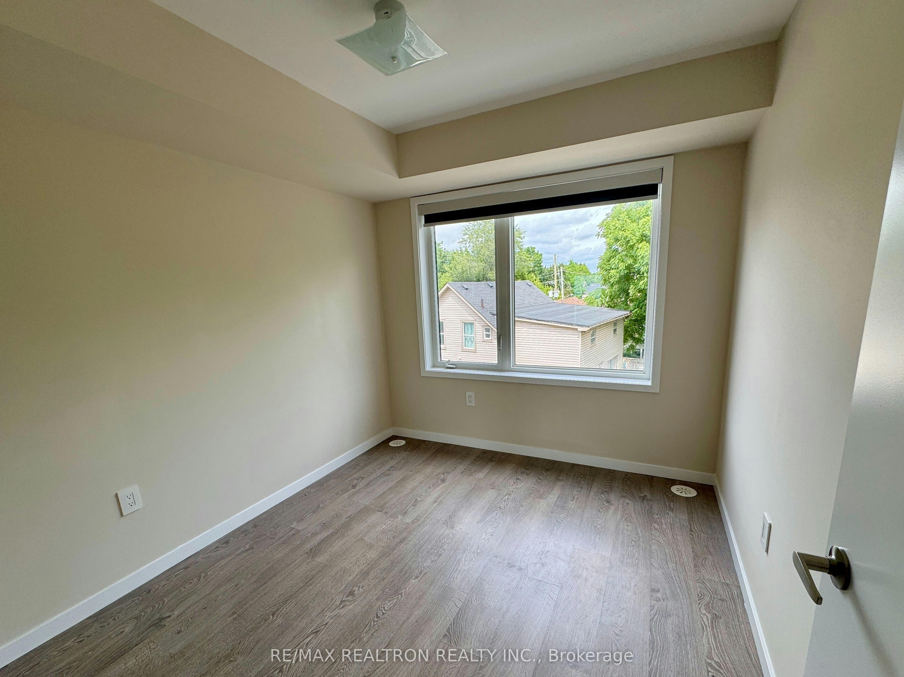 5-100 Alex Gardner Circle, Aurora, ON, L4G 3G5 - 21