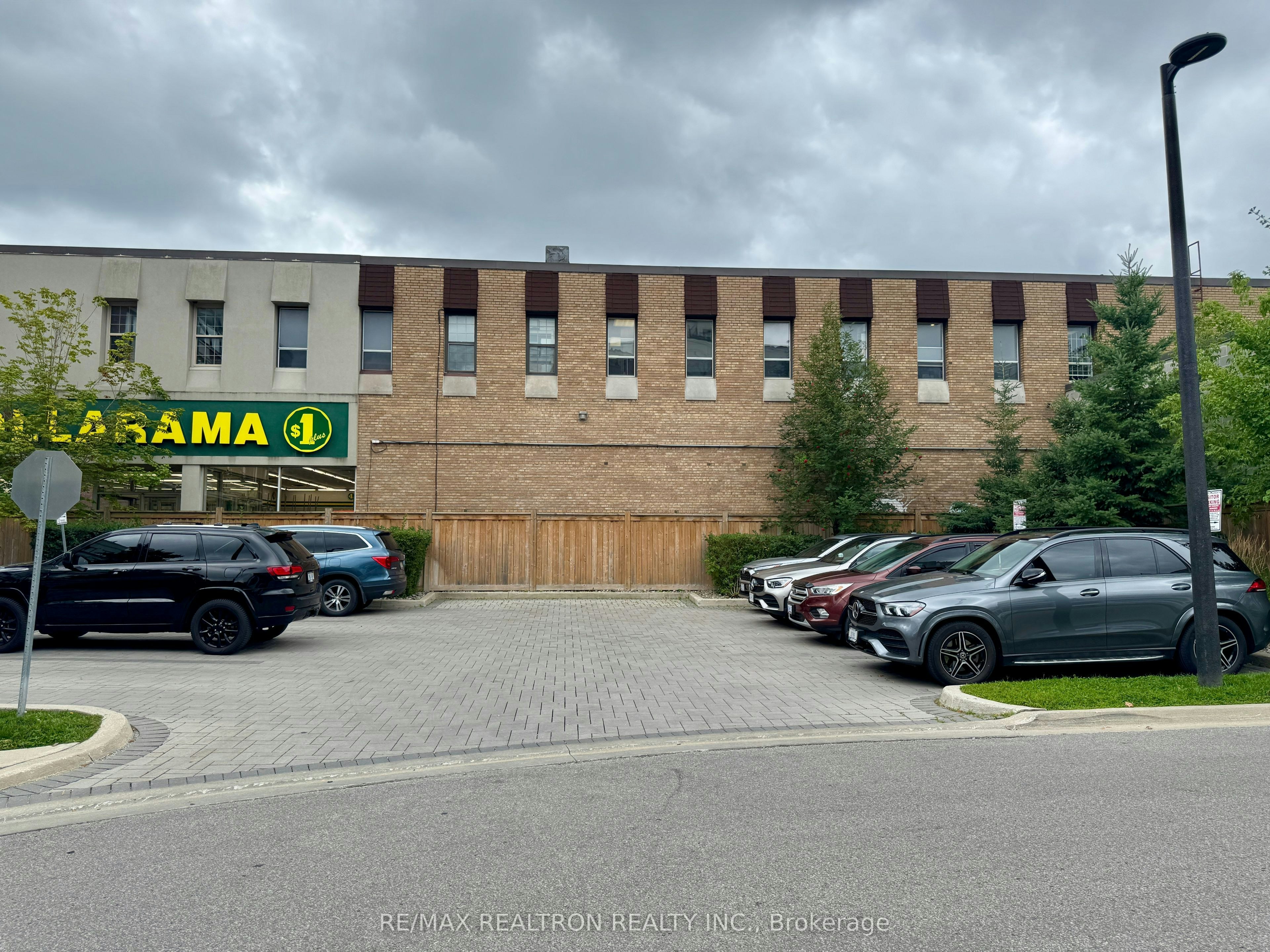 5-100 Alex Gardner Circle, Aurora, ON, L4G 3G5 - 33