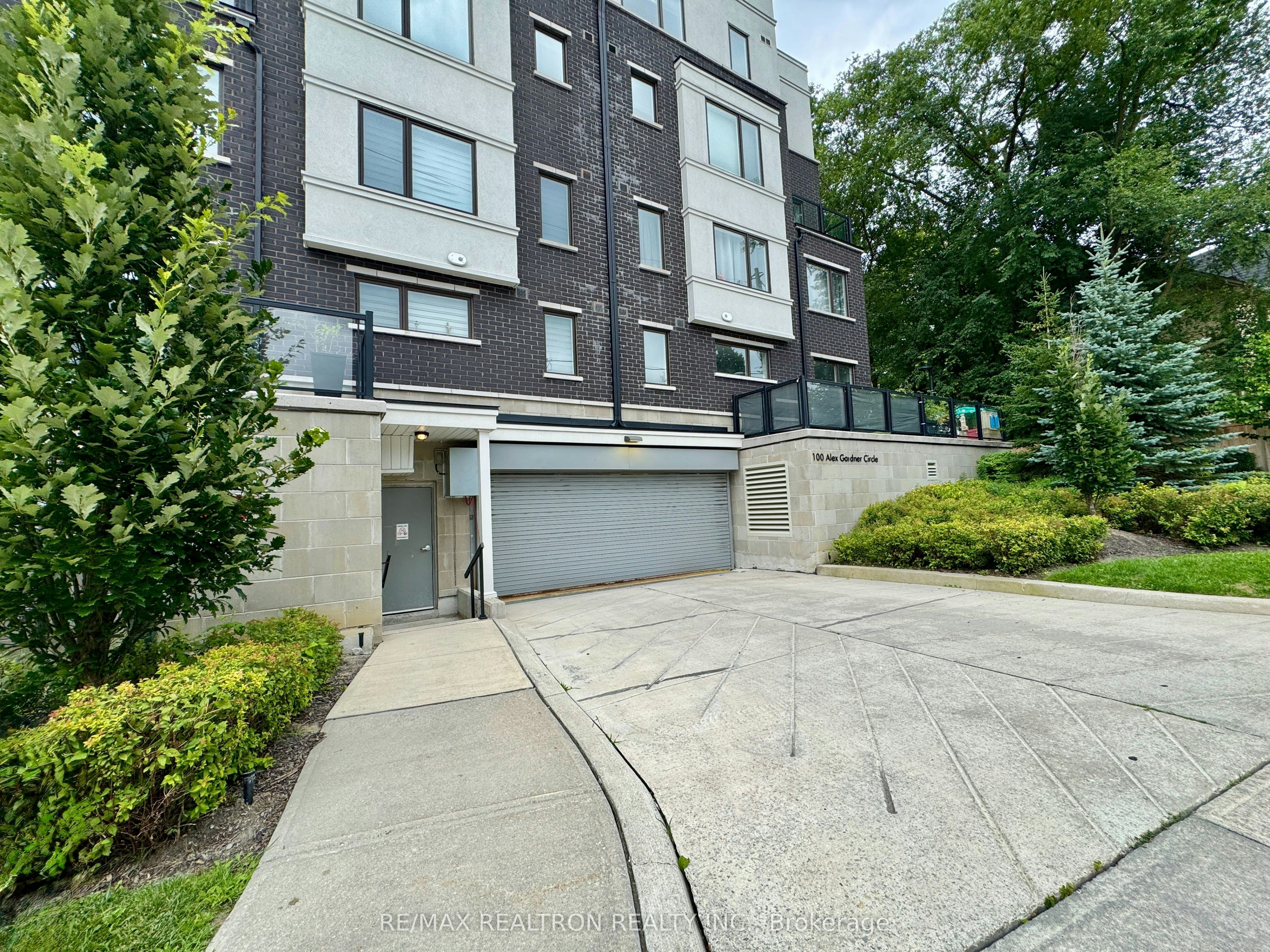 5-100 Alex Gardner Circle, Aurora, ON, L4G 3G5 - 28