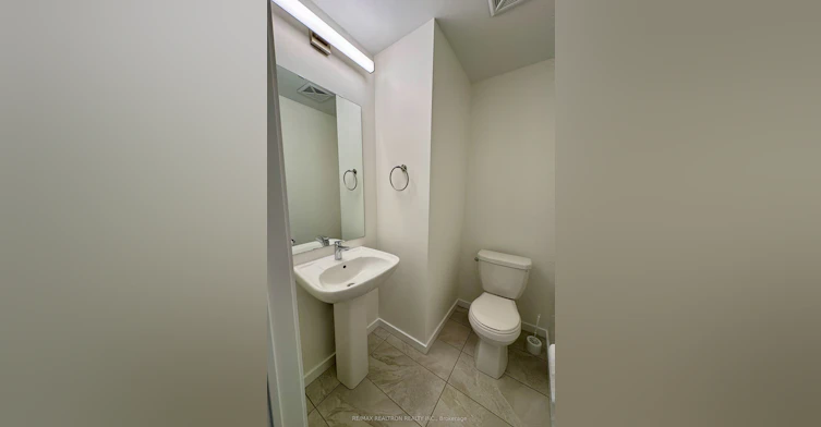 5-100 Alex Gardner Circle, Aurora, ON, L4G 3G5 - 13