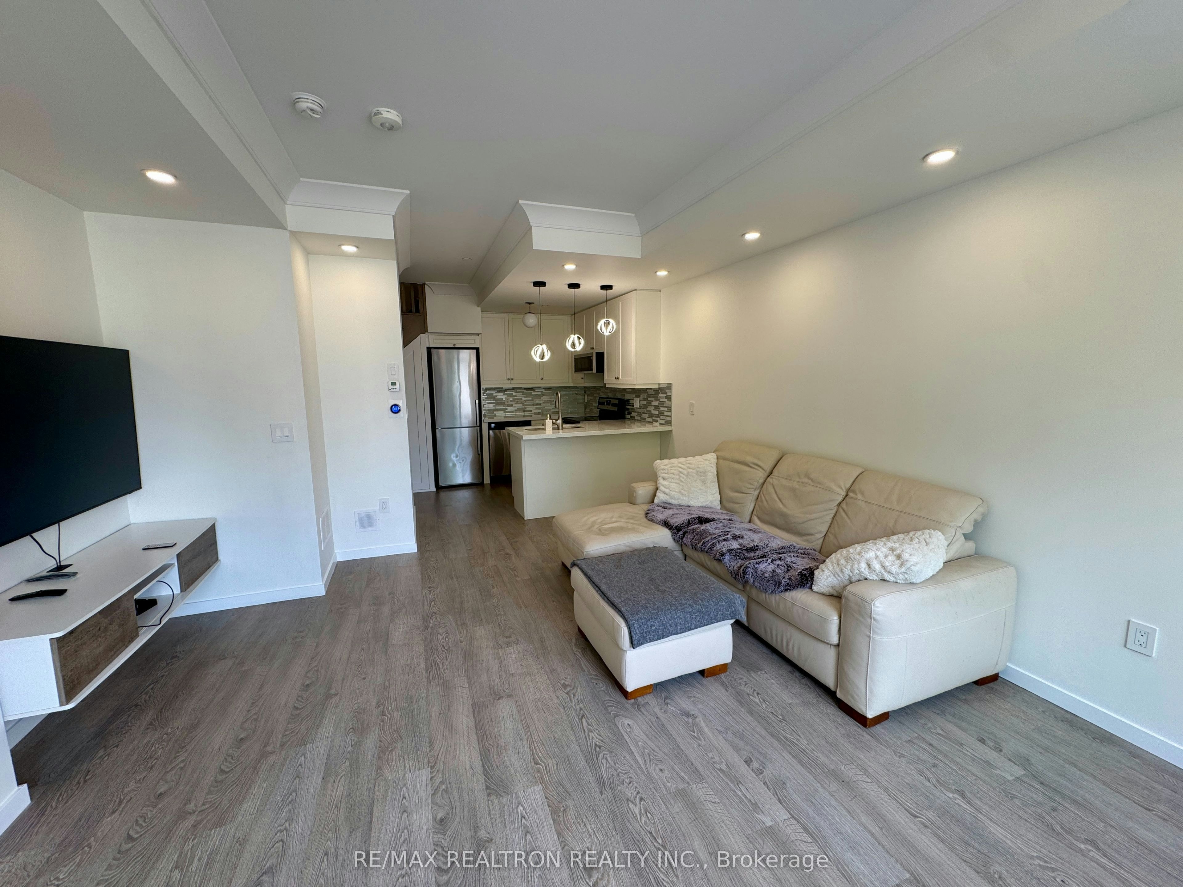 5-100 Alex Gardner Circle, Aurora, ON, L4G 3G5 - 4
