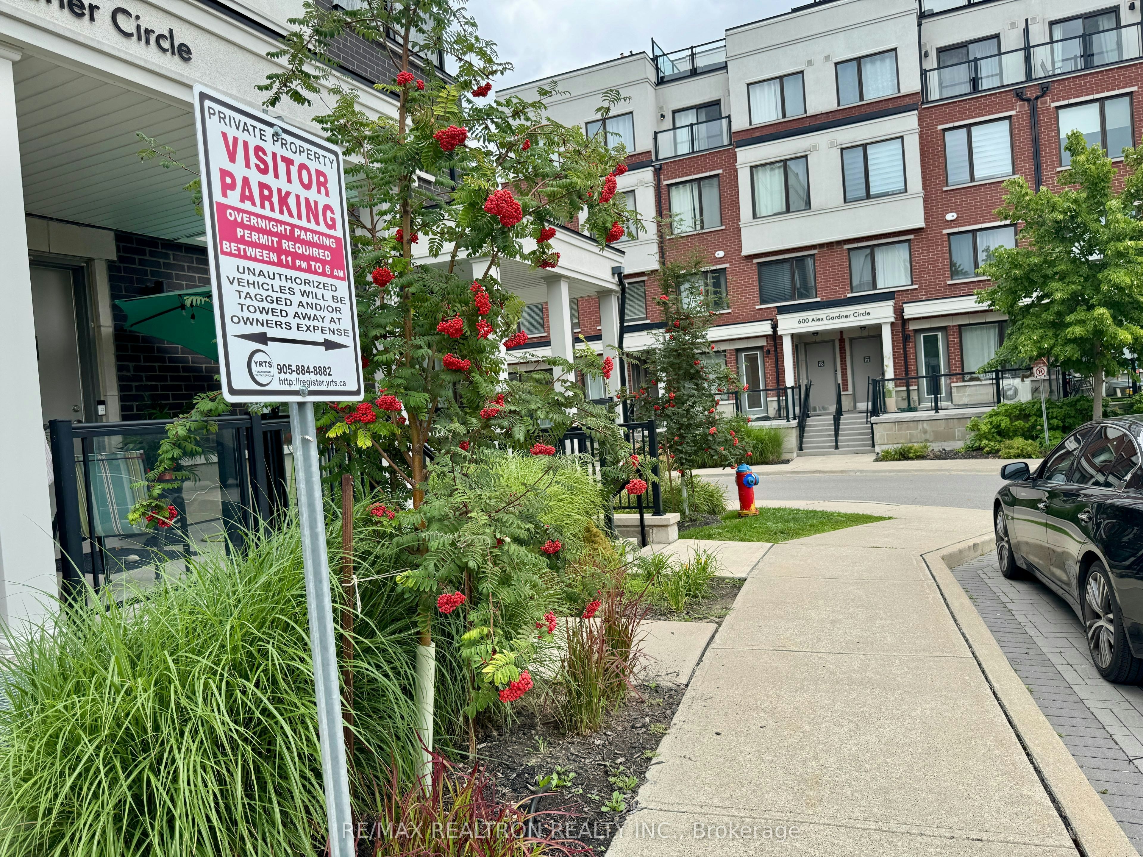 5-100 Alex Gardner Circle, Aurora, ON, L4G 3G5 - 32