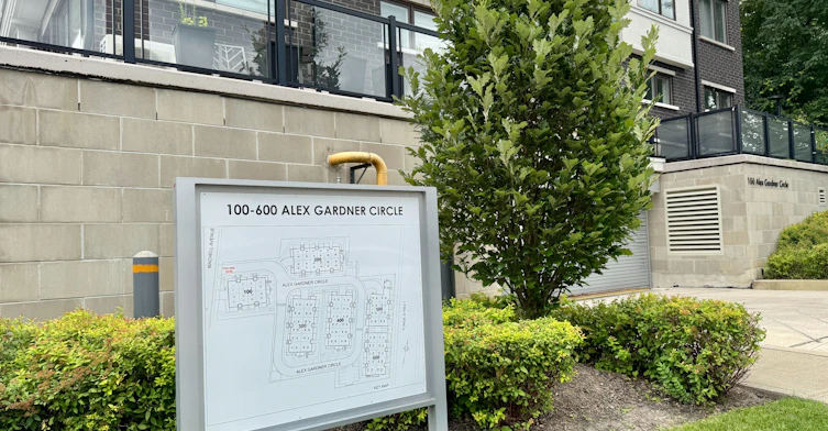 5-100 Alex Gardner Circle, Aurora, ON, L4G 3G5 - 27