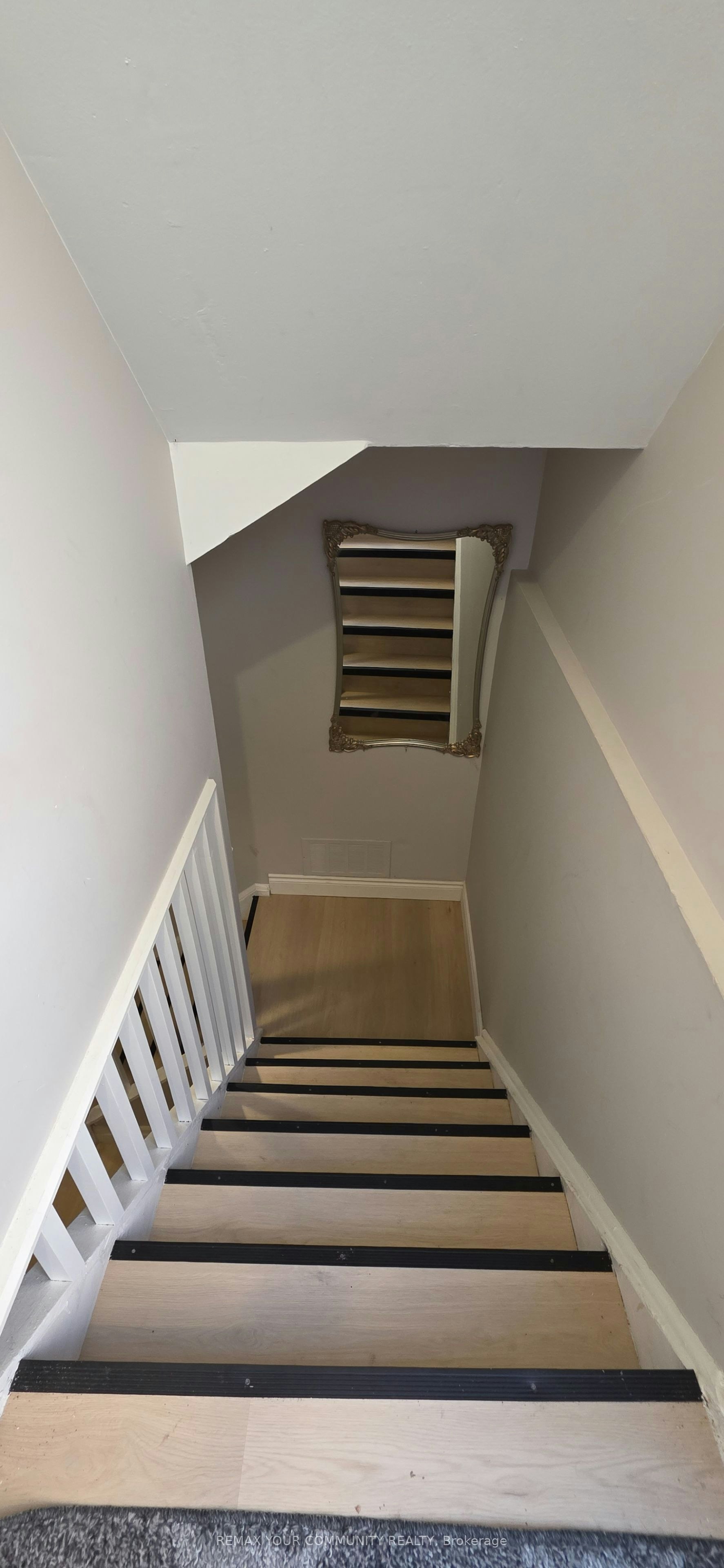 LOWER-7 Miles Court, Richmond Hill, ON, L4C 5P7 - 3