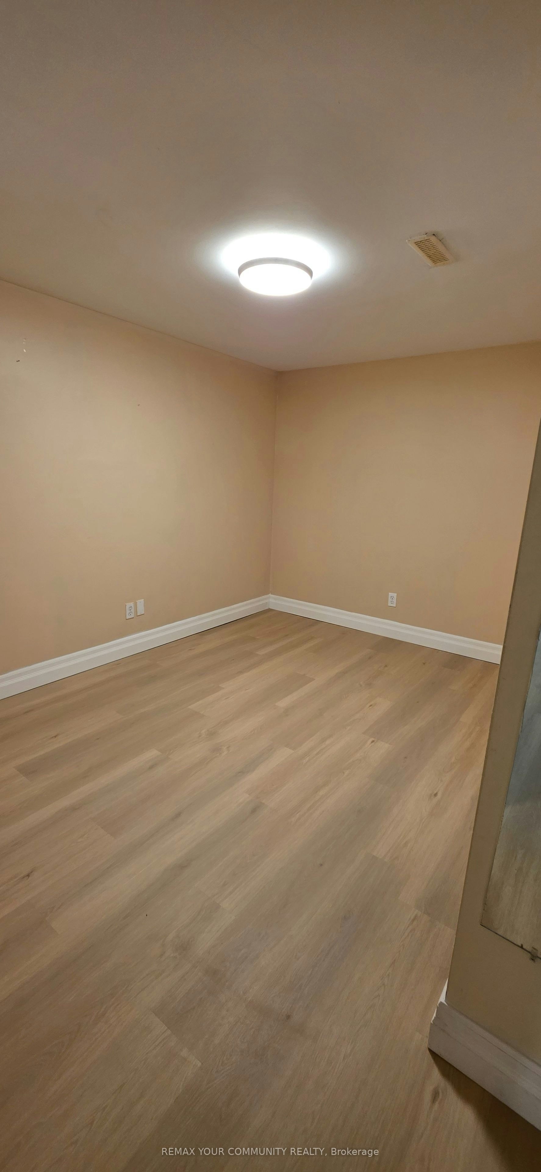 LOWER-7 Miles Court, Richmond Hill, ON, L4C 5P7 - 8