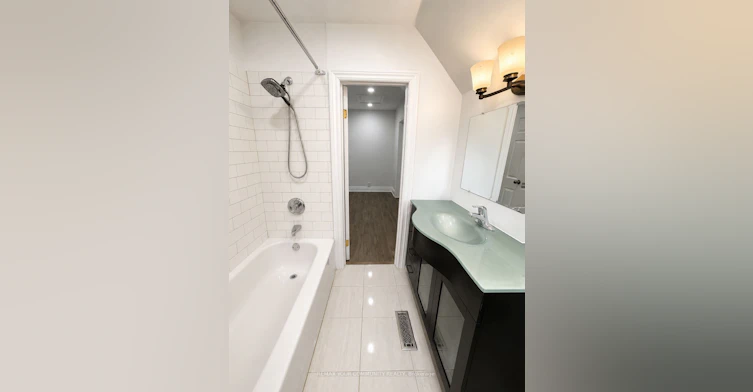 96 Gurnett Street, Aurora, ON, L4G 1P6 - 10