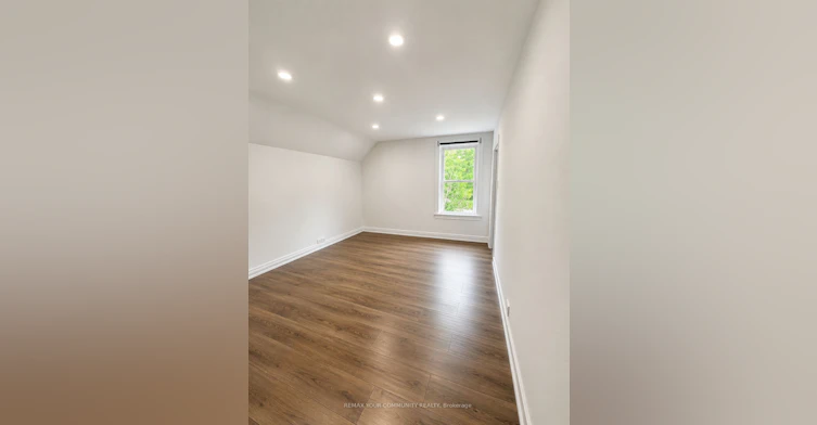 96 Gurnett Street, Aurora, ON, L4G 1P6