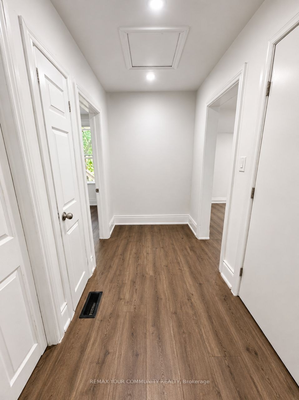 96 Gurnett Street, Aurora, ON, L4G 1P6 - 3
