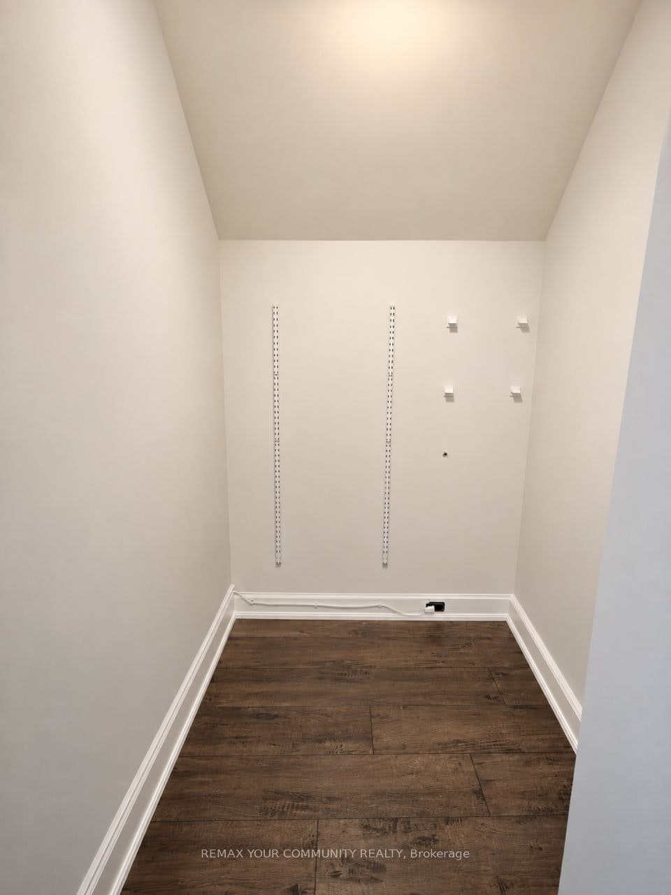 96 Gurnett Street, Aurora, ON, L4G 1P6 - 8