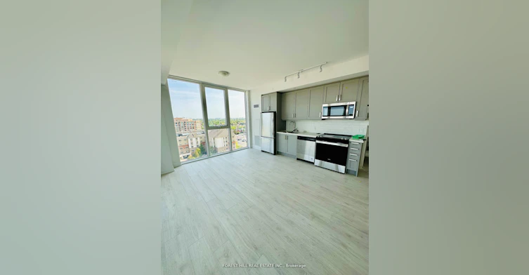 1002-10 Gatineau Drive, Vaughan, ON, L4J 0L2 - 2
