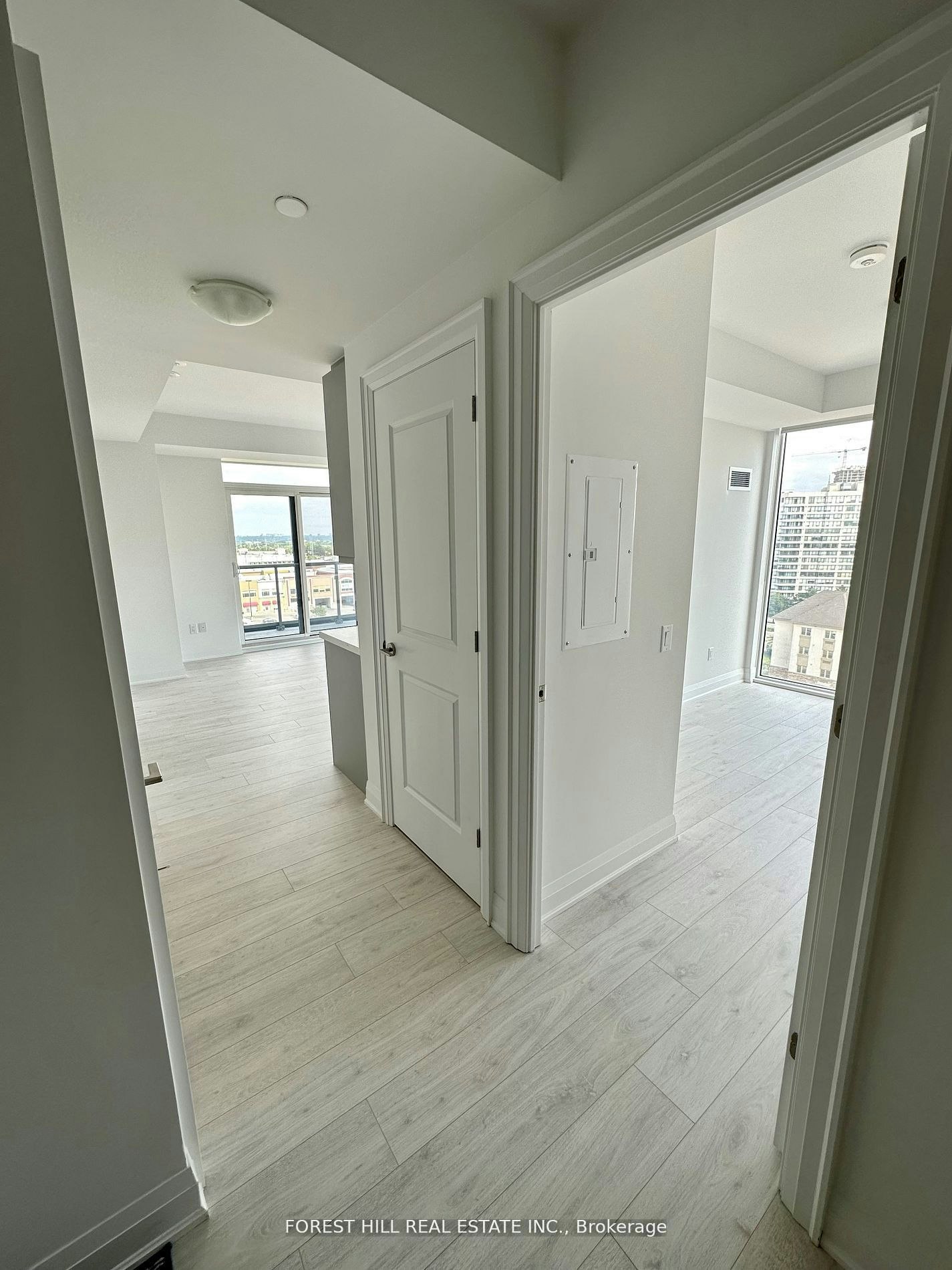 1002-10 Gatineau Drive, Vaughan, ON, L4J 0L2 - 6