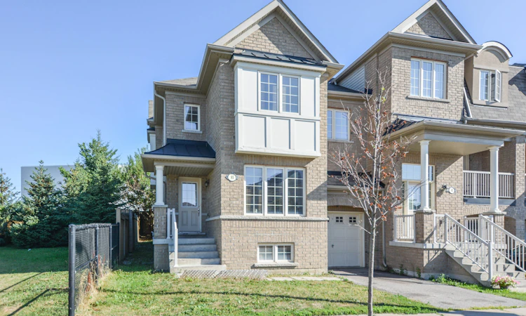 85 Benjamin Hood Crescent