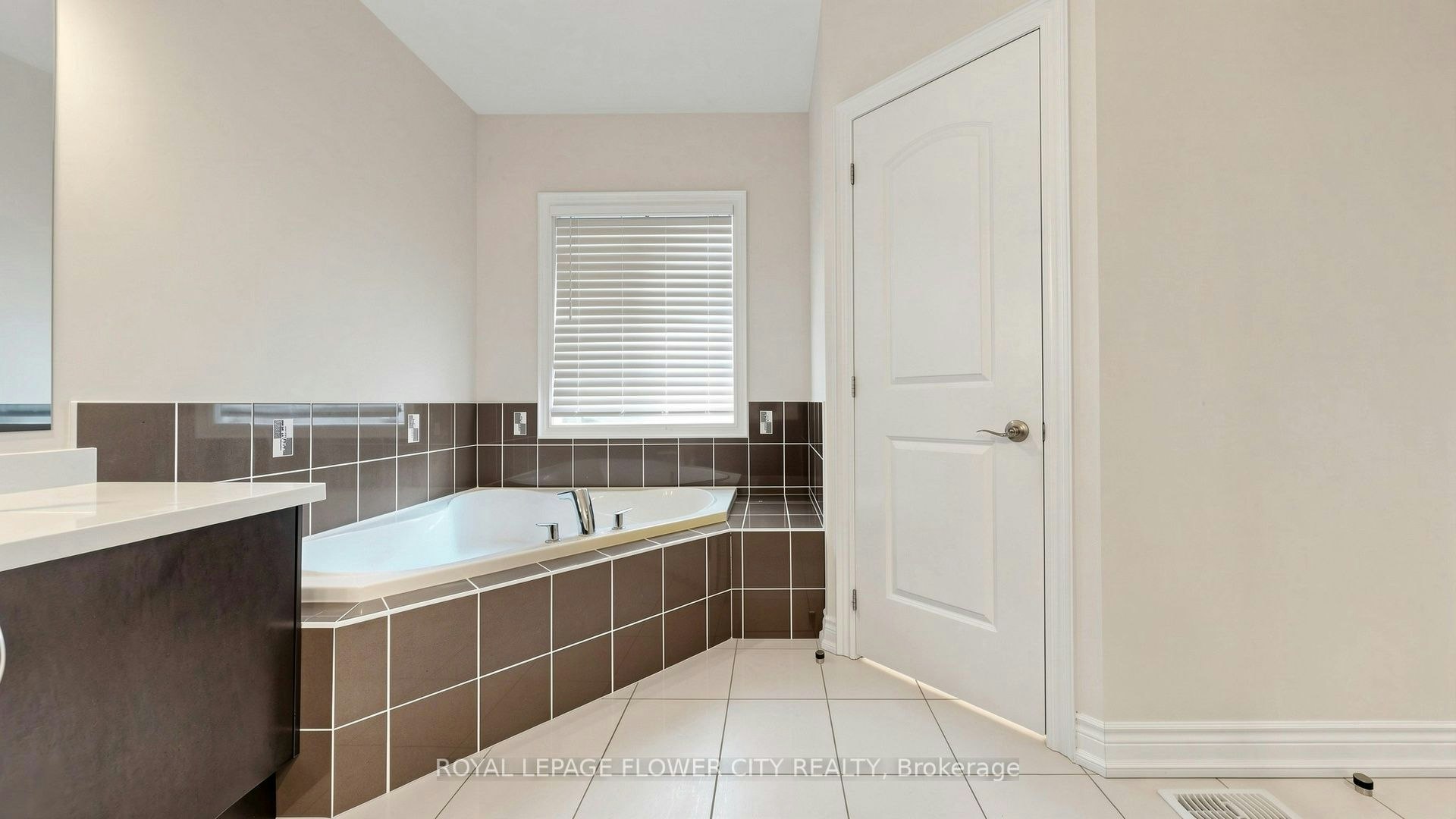 12 Paradise Valley Trail, King, ON, L7B 0A5 - 38