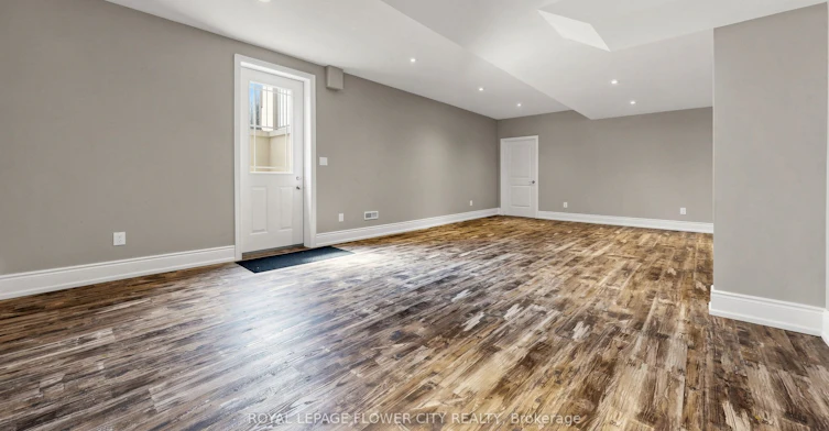 12 Paradise Valley Trail, King, ON, L7B 0A5 - 5
