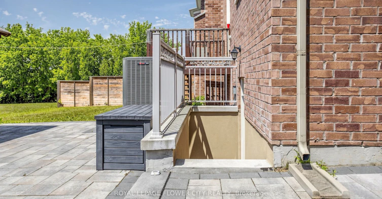 12 Paradise Valley Trail, King, ON, L7B 0A5 - 15