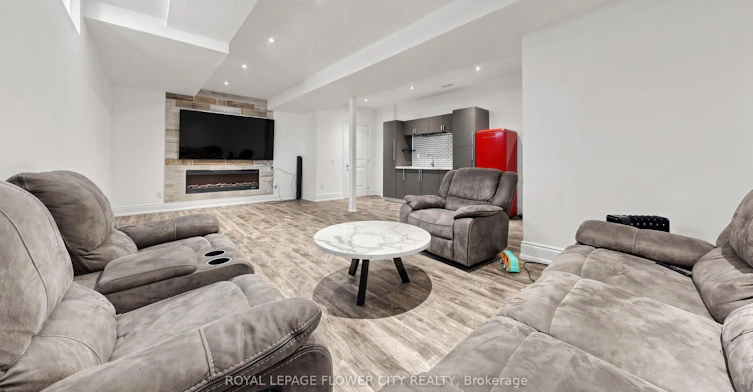 12 Paradise Valley Trail, King, ON, L7B 0A5 - 4