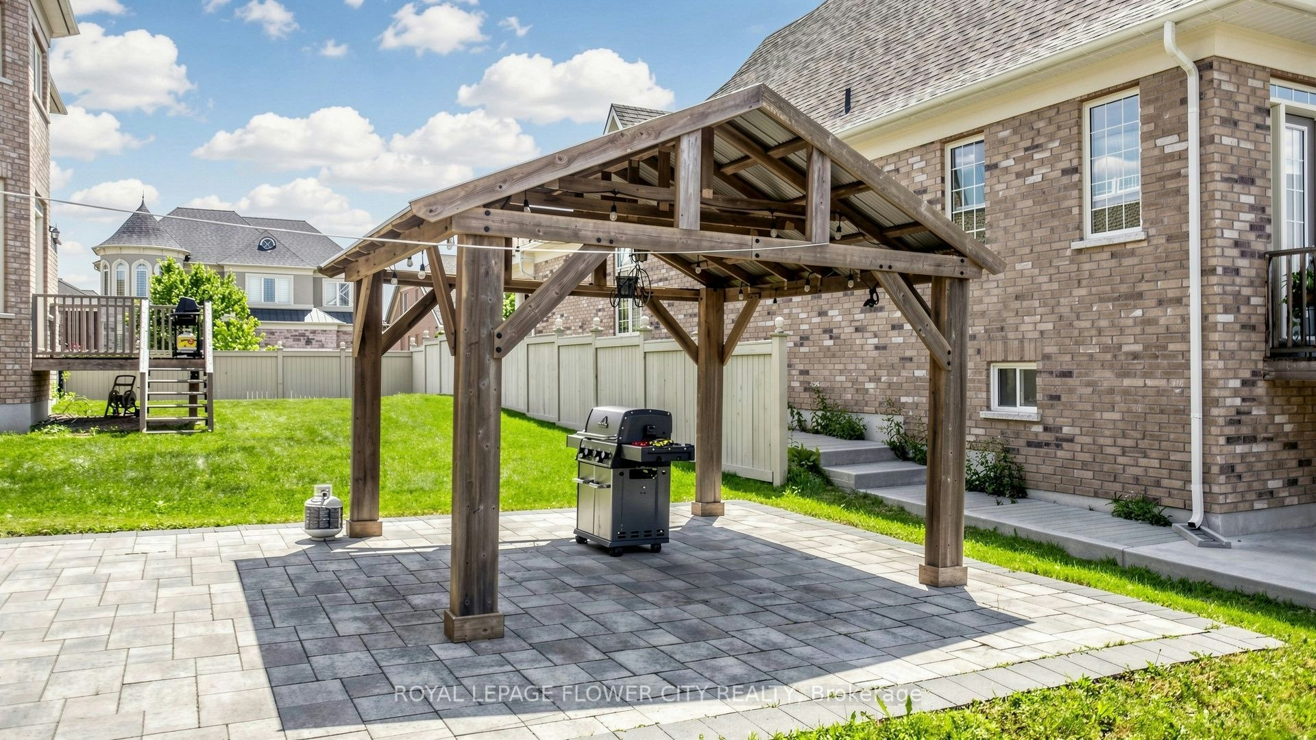 12 Paradise Valley Trail, King, ON, L7B 0A5 - 12