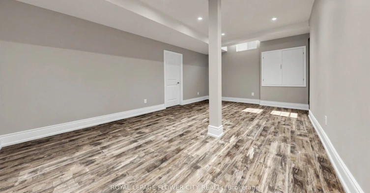 12 Paradise Valley Trail, King, ON, L7B 0A5 - 8