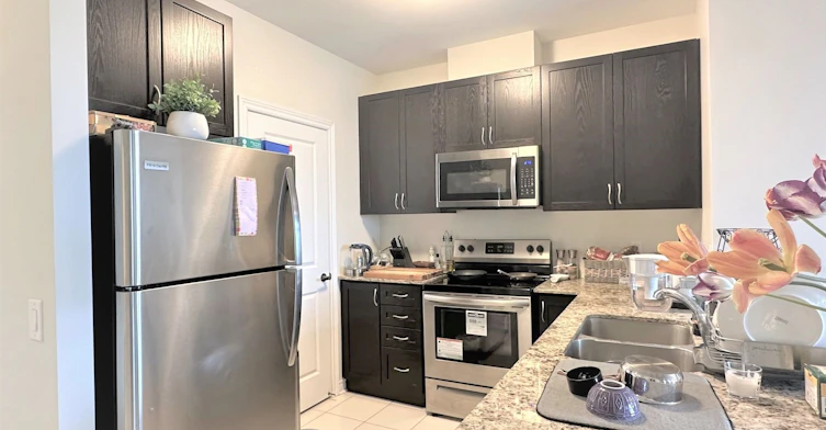 32-7325 Markham Street, Markham, ON, L3S 3J9 - 8