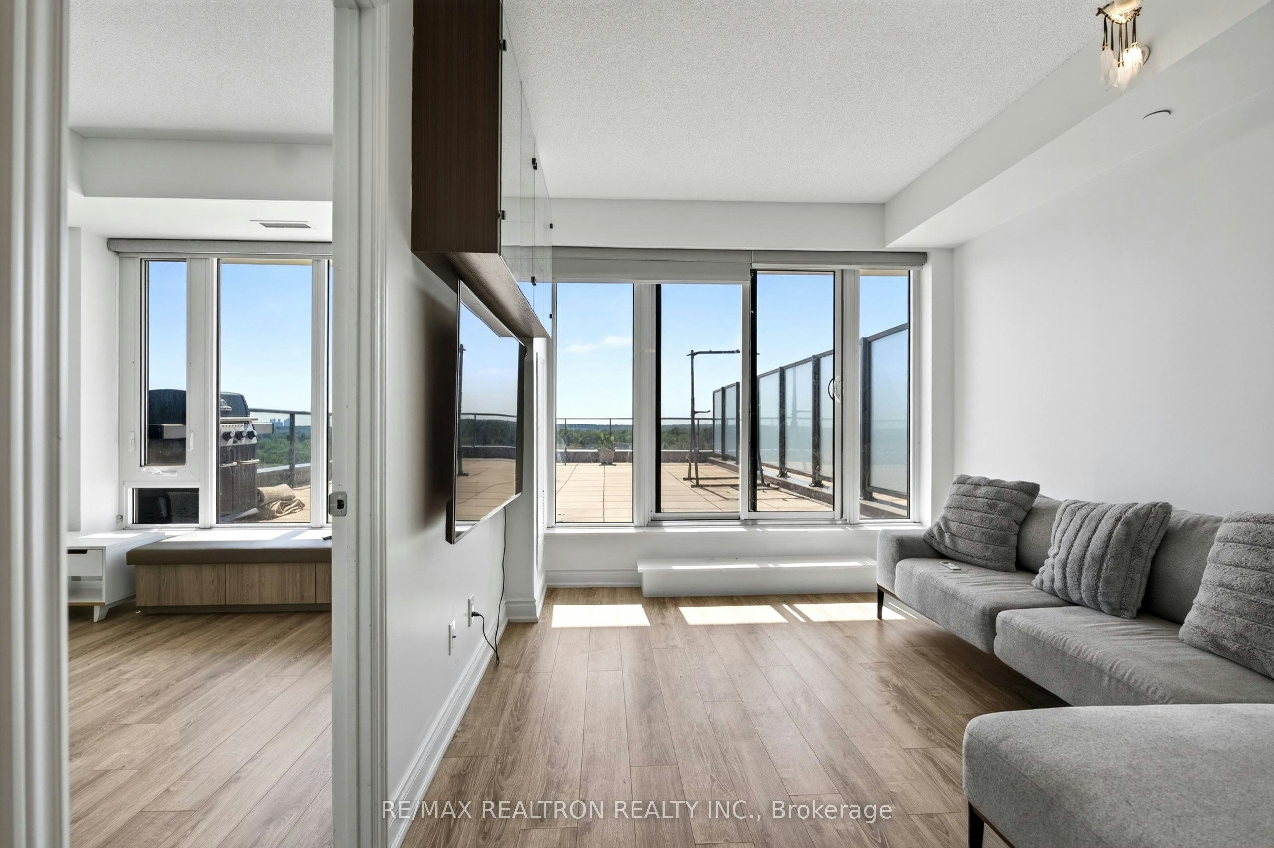 801-9618 Yonge Street, Richmond Hill, ON, L4C 0X5 - 15