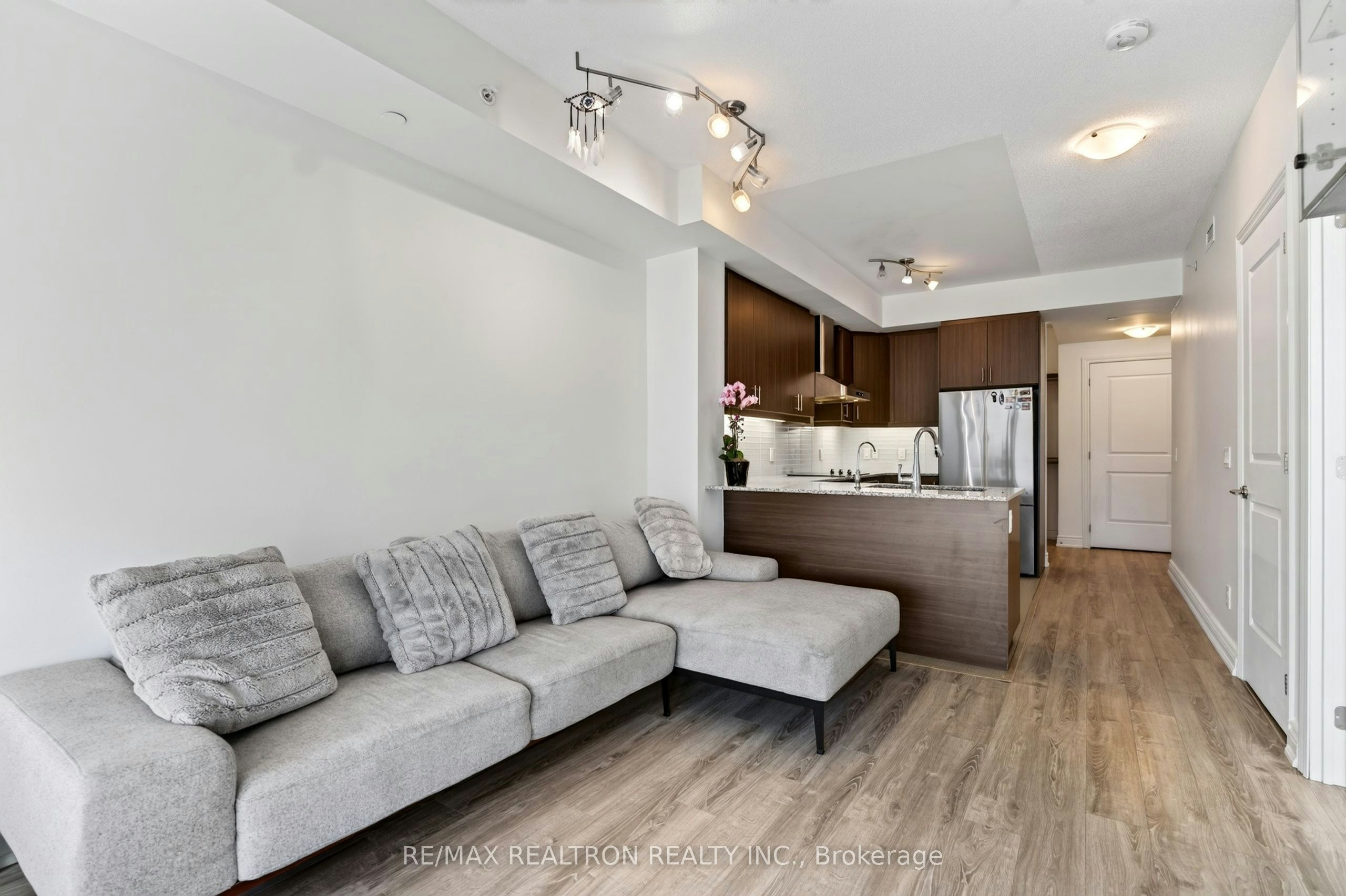 801-9618 Yonge Street, Richmond Hill, ON, L4C 0X5 - 12