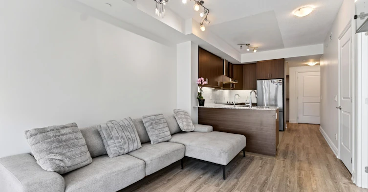 801-9618 Yonge Street, Richmond Hill, ON, L4C 0X5 - 12