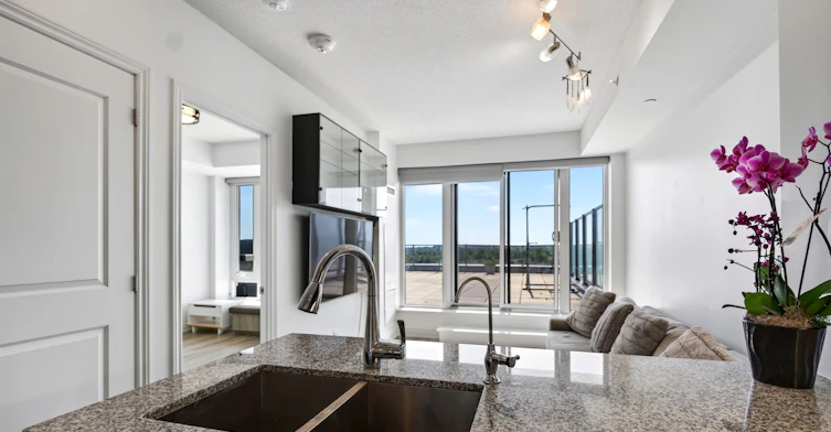 801-9618 Yonge Street, Richmond Hill, ON, L4C 0X5 - 14