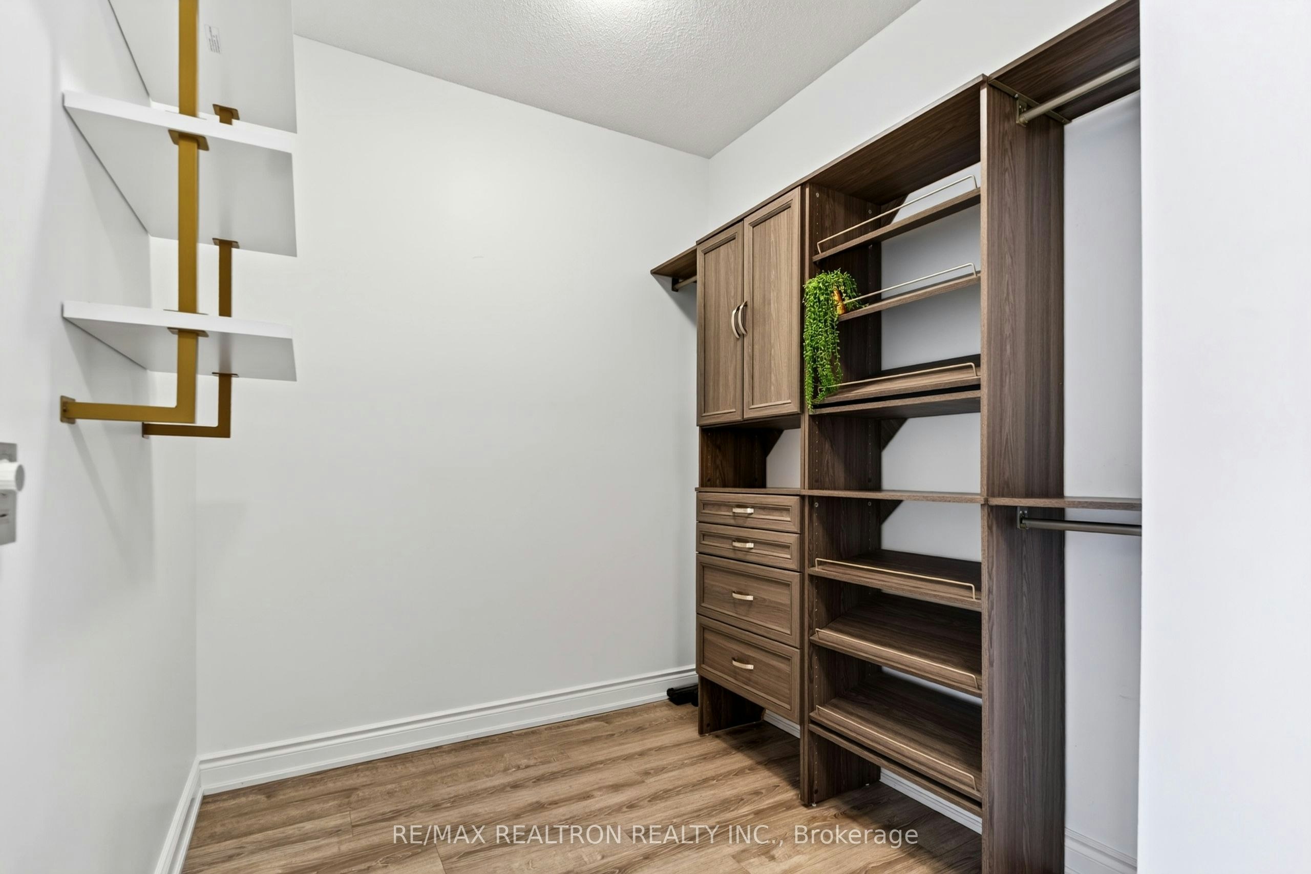 801-9618 Yonge Street, Richmond Hill, ON, L4C 0X5 - 13