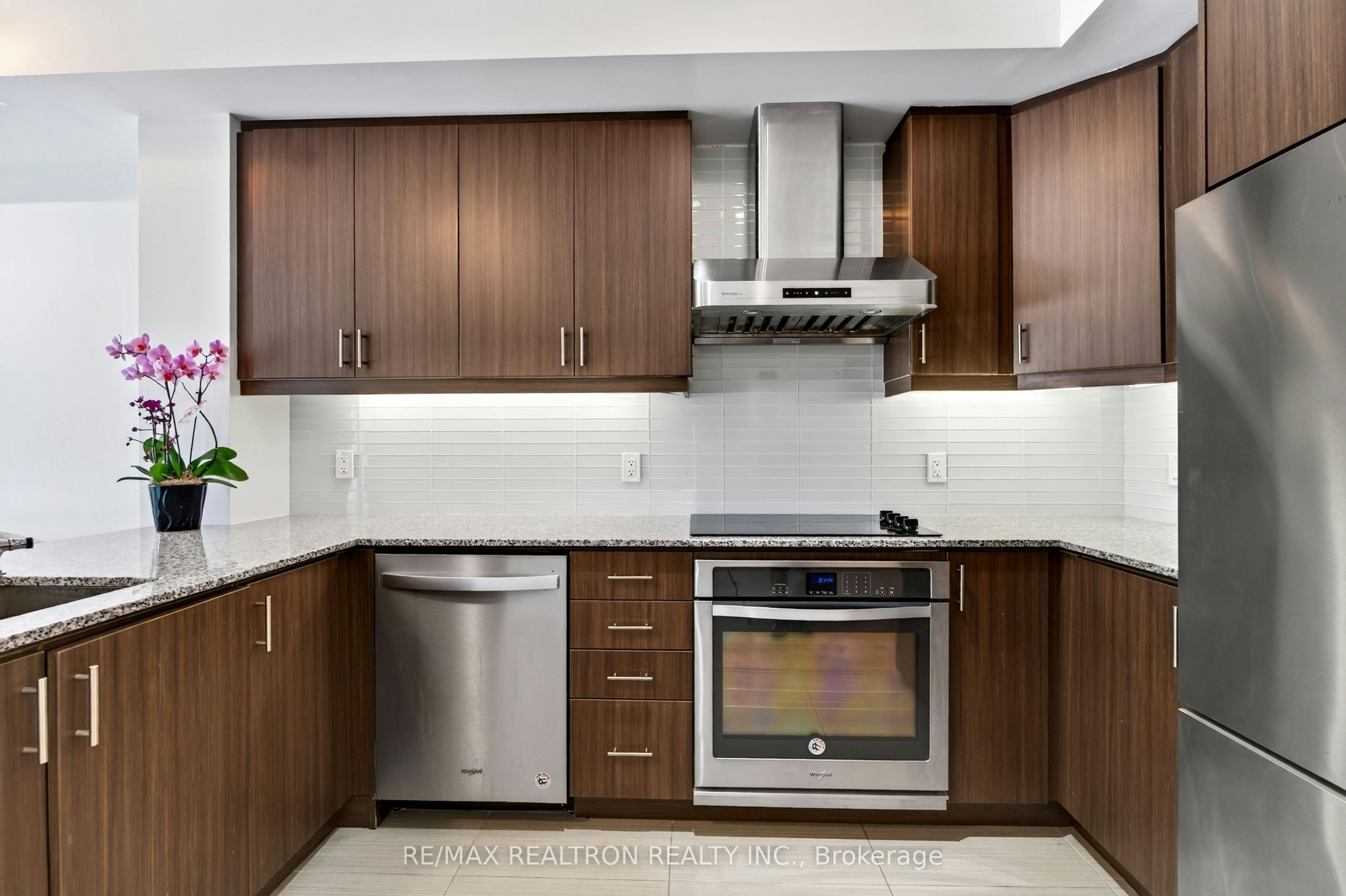 801-9618 Yonge Street, Richmond Hill, ON, L4C 0X5 - 7