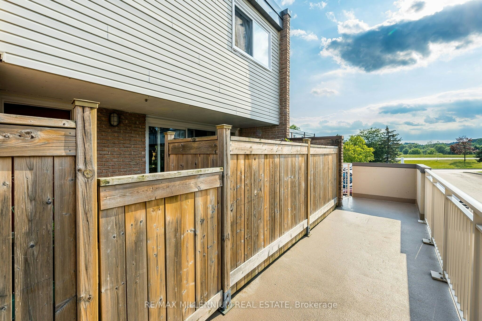 301 Milestone Crescent, Aurora, ON, L4G 3M2