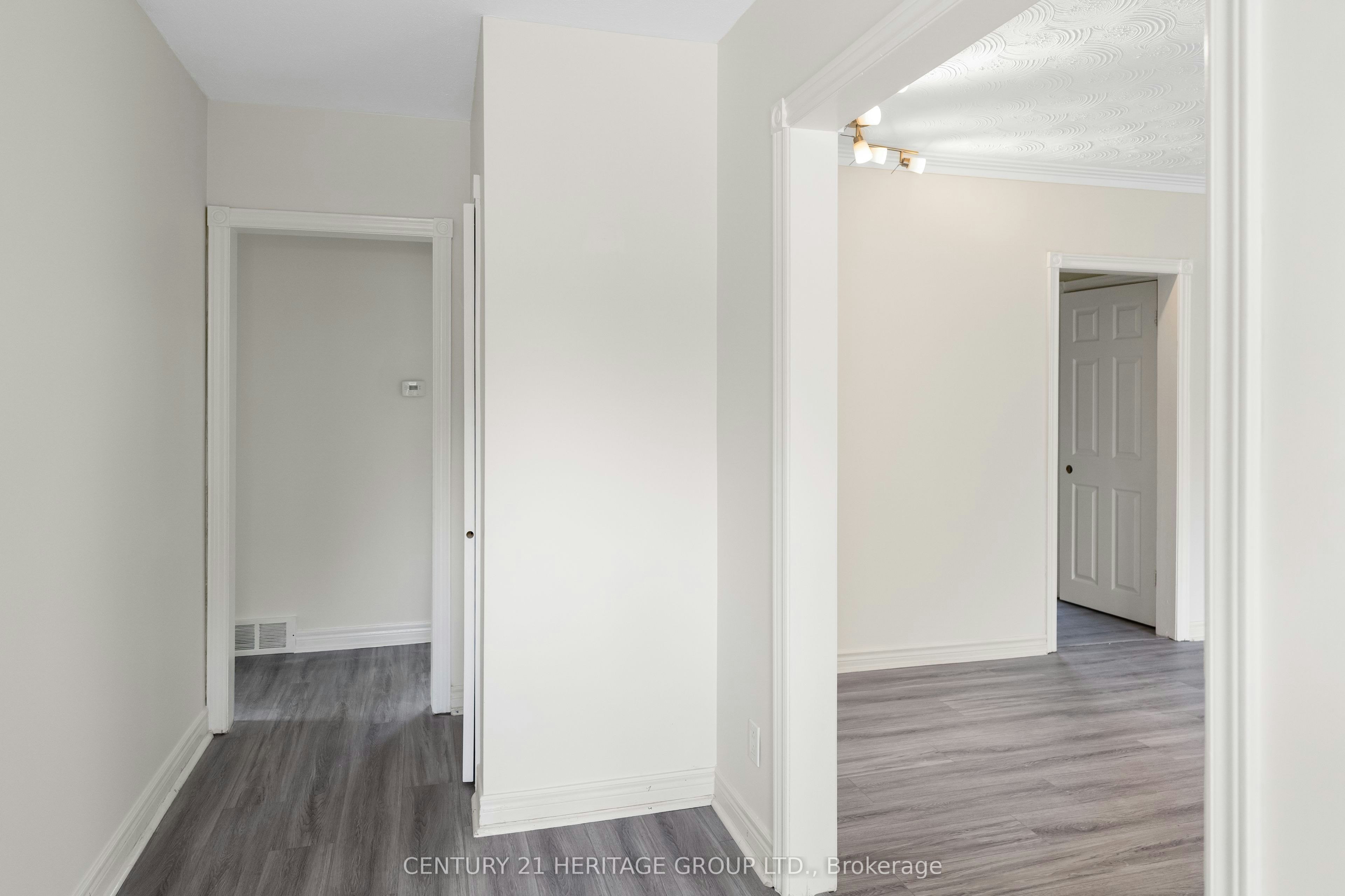 Main-95 Lucas Street, Richmond Hill, ON, L4C 4P4 - 36