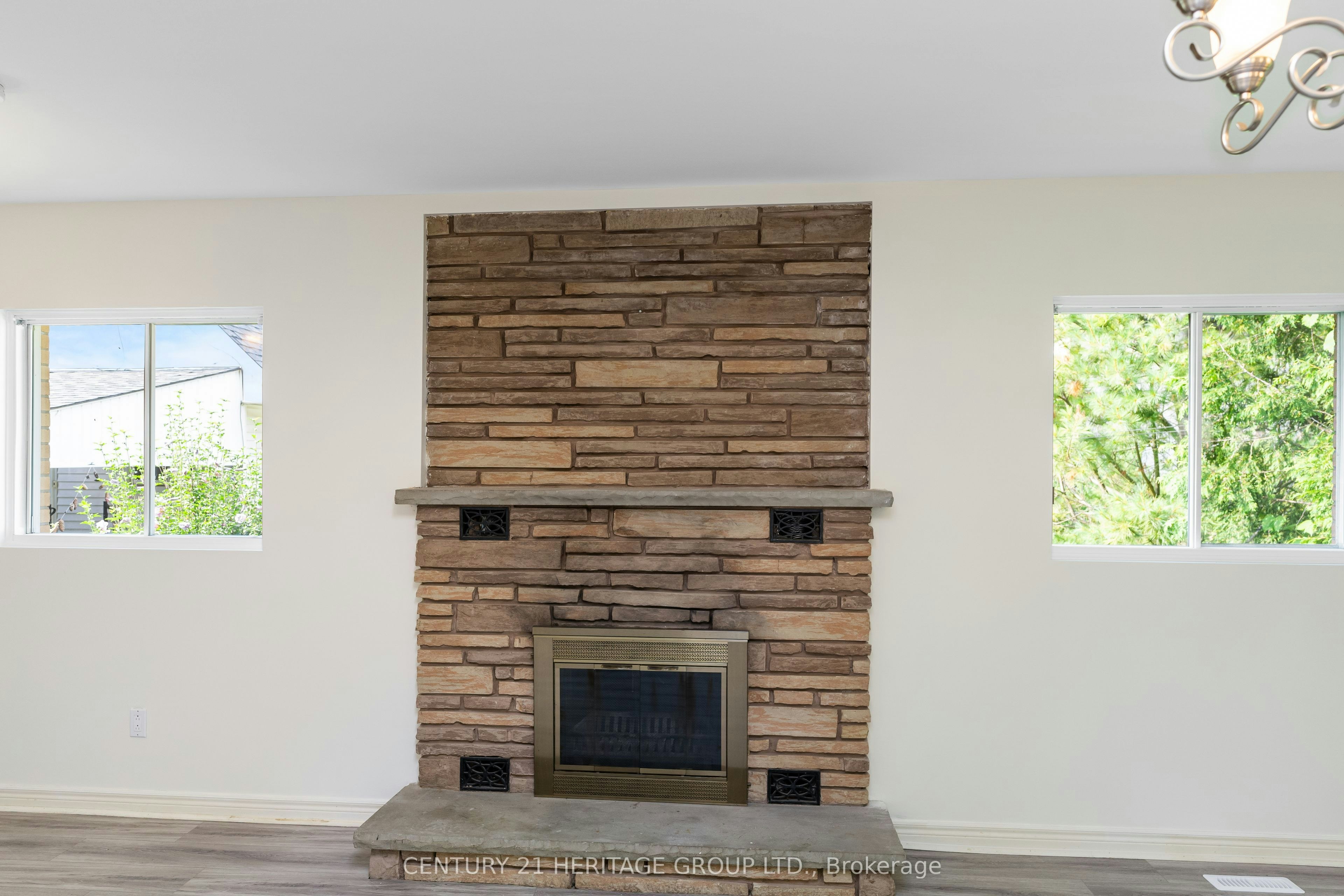 Main-95 Lucas Street, Richmond Hill, ON, L4C 4P4 - 6