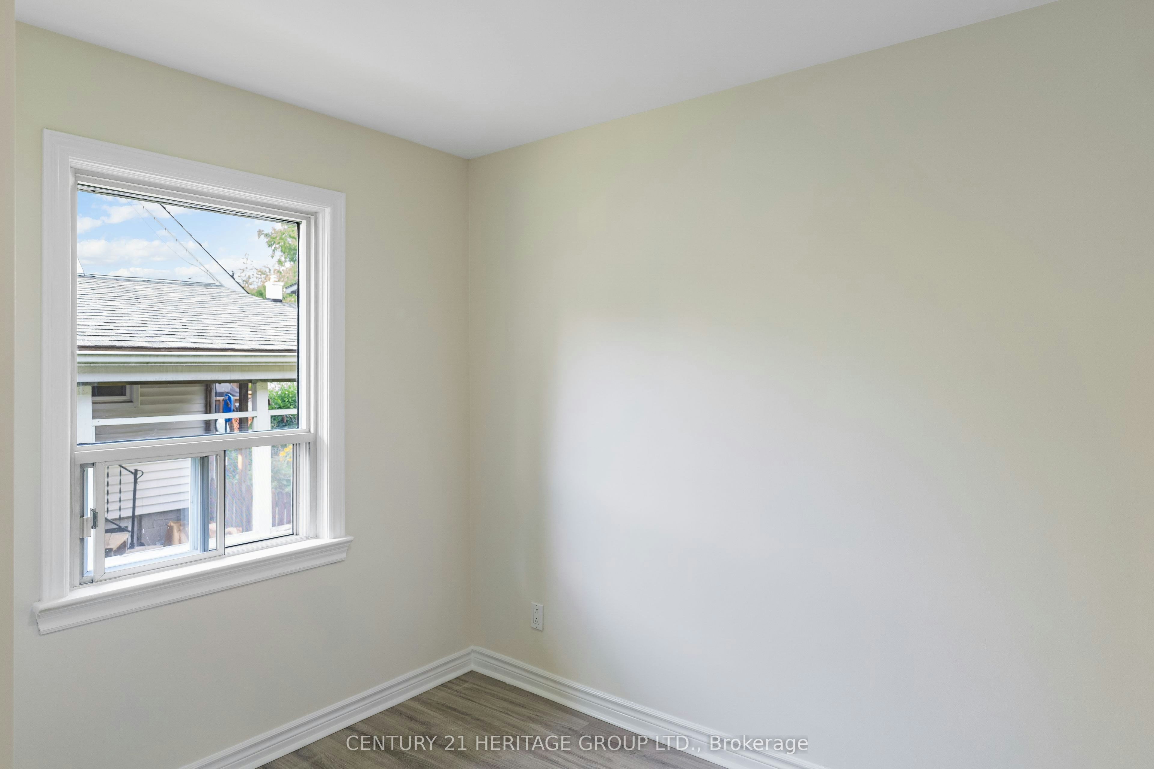Main-95 Lucas Street, Richmond Hill, ON, L4C 4P4 - 13