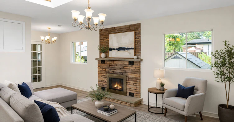 Main-95 Lucas Street, Richmond Hill, ON, L4C 4P4 - 3